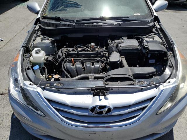 5NPEB4AC5CH438455 - 2012 HYUNDAI SONATA GLS SILVER photo 11