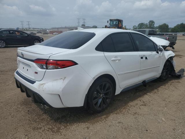 5YFP4MCE8RP170563 - 2024 TOYOTA COROLLA SE WHITE photo 3