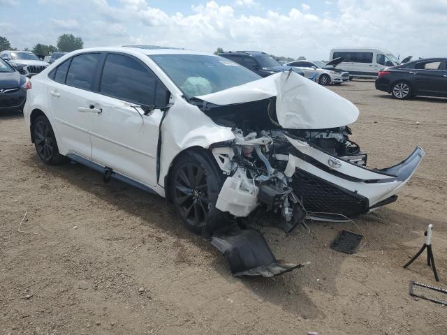 5YFP4MCE8RP170563 - 2024 TOYOTA COROLLA SE WHITE photo 4