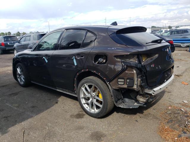 ZASFAKBN0J7B76378 - 2018 ALFA ROMEO STELVIO TI BROWN photo 2
