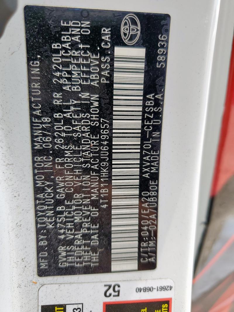 4T1B11HK9JU649657 - 2018 TOYOTA CAMRY L TWO TONE photo 13