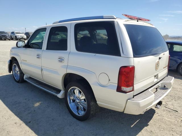 1GYEK63N63R208369 - 2003 CADILLAC ESCALADE LUXURY WHITE photo 2