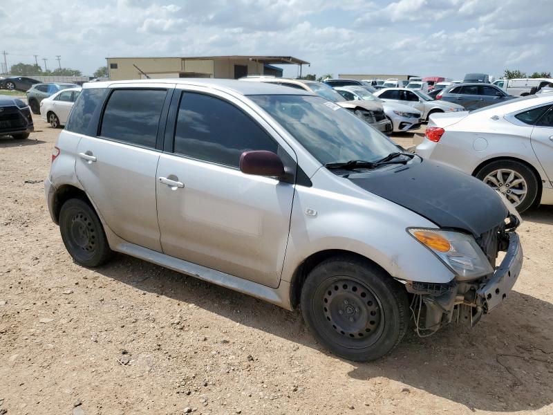 JTKKT624265005112 - 2006 TOYOTA SCION XA SILVER photo 4