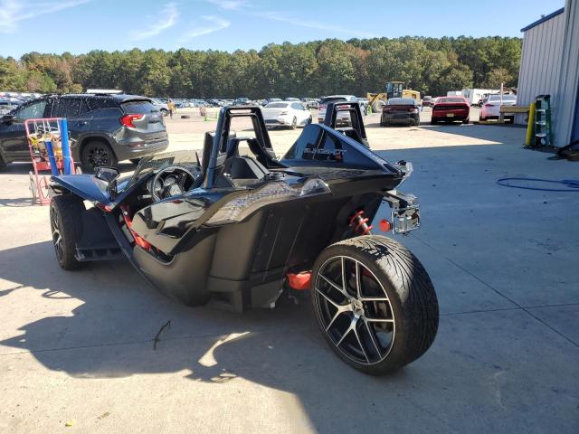 57XAAPFAXG5108365 - 2016 POLARIS SLINGSHOT SL BLACK photo 3