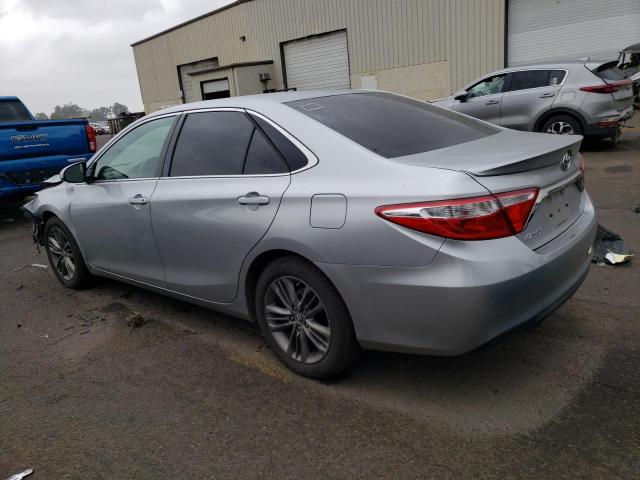 4T1BF1FK0FU497344 - 2015 TOYOTA CAMRY LE SILVER photo 2