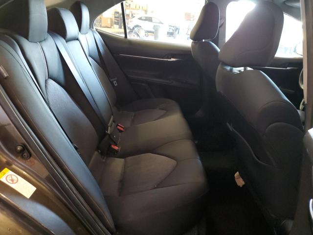 JTNB11HK1J3003888 - 2018 TOYOTA CAMRY L BROWN photo 10