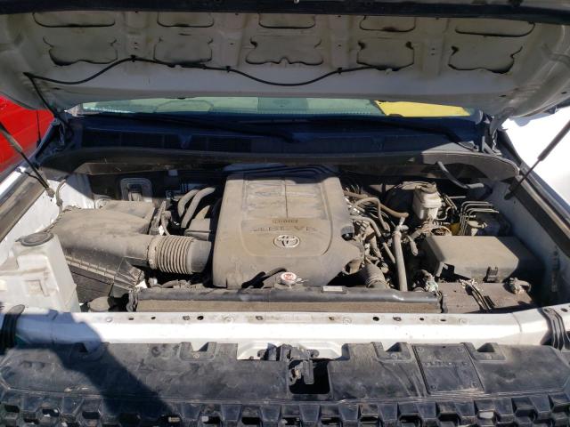 5TFRM5F1XJX129171 - 2018 TOYOTA TUNDRA DOUBLE CAB SR/SR5 WHITE photo 7