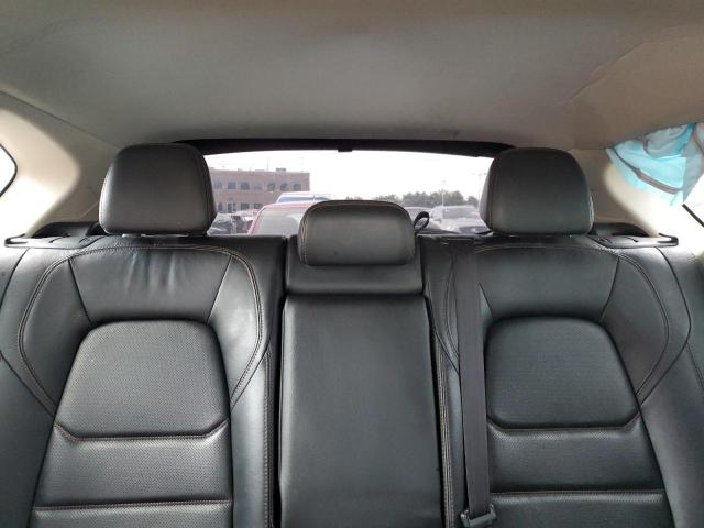 JM3KFBDM8J0376180 - 2018 MAZDA CX-5 GRAND TOURING WHITE photo 10