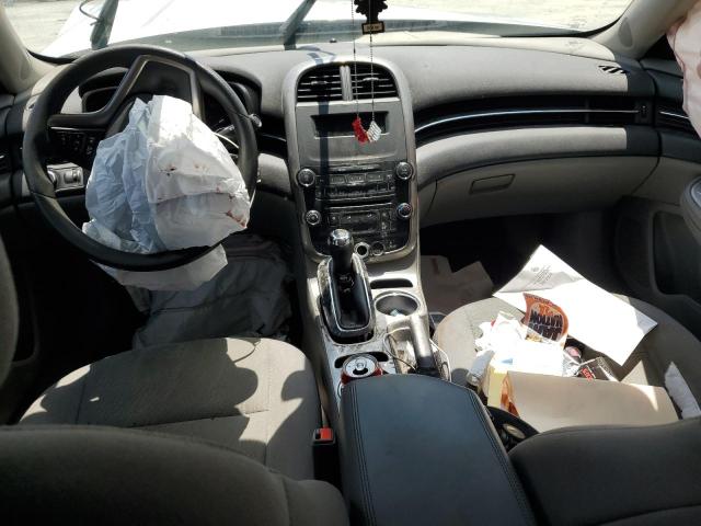 1G11B5SL8FF186680 - 2015 CHEVROLET MALIBU LS 银色 照片 8