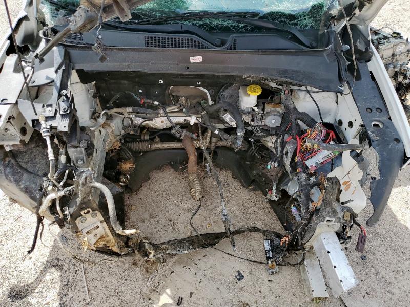 3C4NJCBB6KT743058 - 2019 JEEP COMPASS LATITUDE Blanc photo 12