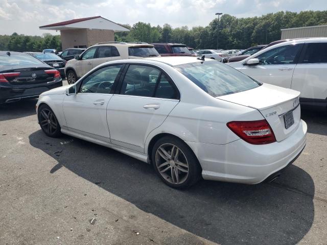 WDDGF8AB7EA931775 - 2014 MERCEDES-BENZ C 300 4MATIC WHITE photo 2