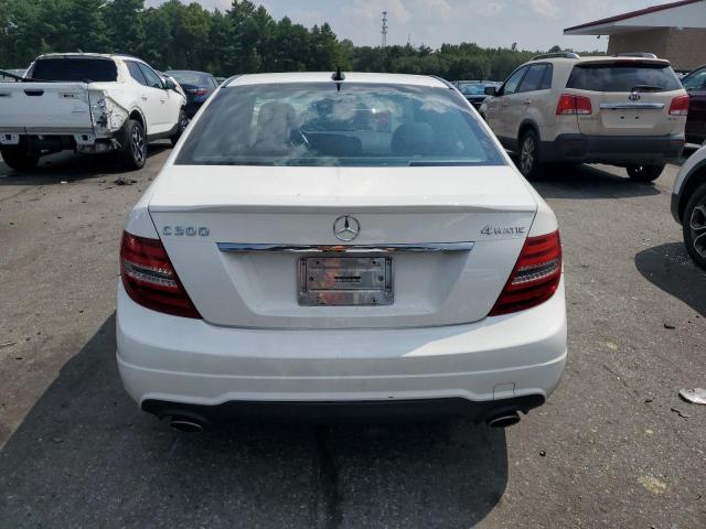 WDDGF8AB7EA931775 - 2014 MERCEDES-BENZ C 300 4MATIC WHITE photo 6