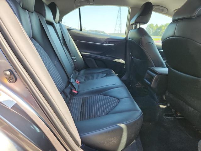 4T1B11HK6JU132767 - 2018 TOYOTA CAMRY L 灰色 照片 10