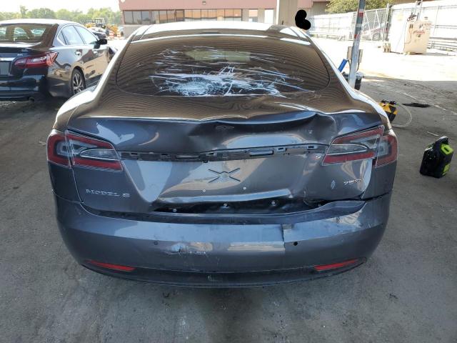 5YJSA1E20HF176131 - 2017 TESLA MODEL S Grau Foto 6