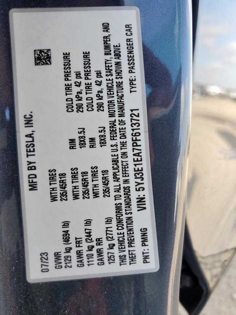 5YJ3E1EA7PF613721 - 2023 TESLA MODEL 3 CHARCOAL photo 13