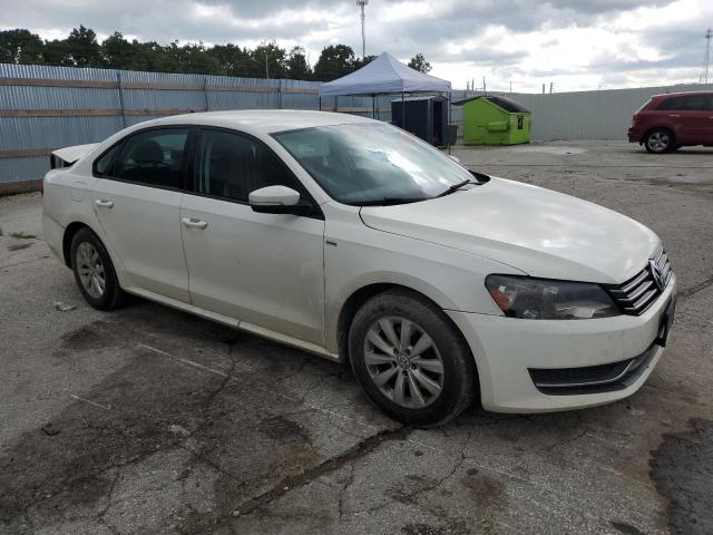 1VWAT7A35FC063290 - 2015 VOLKSWAGEN PASSAT S Սպիտակ լուսանկար 4