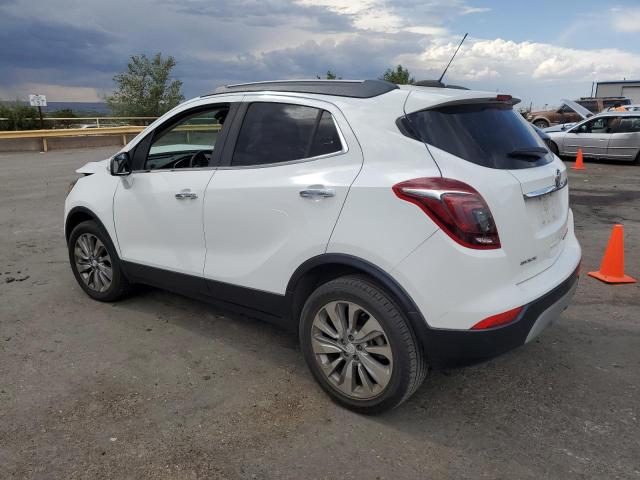 KL4CJASBXJB705659 - 2018 BUICK ENCORE PREFERRED WHITE photo 2
