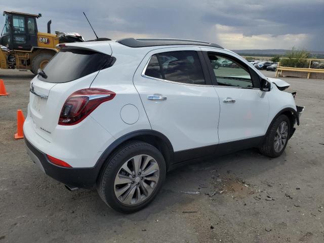 KL4CJASBXJB705659 - 2018 BUICK ENCORE PREFERRED WHITE photo 3