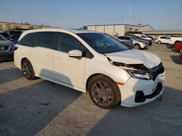 5FNRL6H82SB004745 - 2025 HONDA ODYSSEY TOURING WHITE photo 4