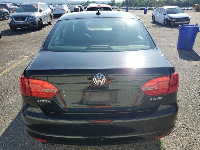3VWDP7AJ7DM441945 - 2013 VOLKSWAGEN JETTA SE შავი ფოტო 6