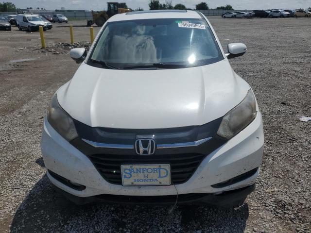 3CZRU5H51JM711899 - 2018 HONDA HR-V EX WHITE photo 5