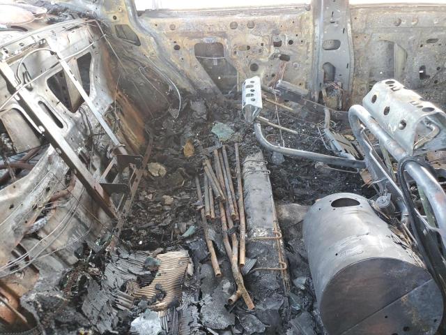 1LNHM81W71Y712710 - 2001 LINCOLN TOWN CAR EXECUTIVE Blau Foto 10