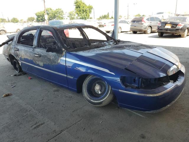 1LNHM81W71Y712710 - 2001 LINCOLN TOWN CAR EXECUTIVE Blau Foto 4