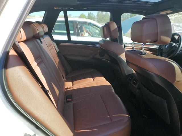 5UXZV4C57CL763898 - 2012 BMW X5 XDRIVE35I თეთრი ფოტო 11