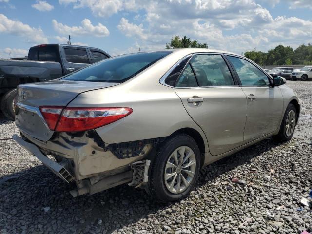 4T1BF1FKXGU144515 - 2016 TOYOTA CAMRY LE 金色 照片 3