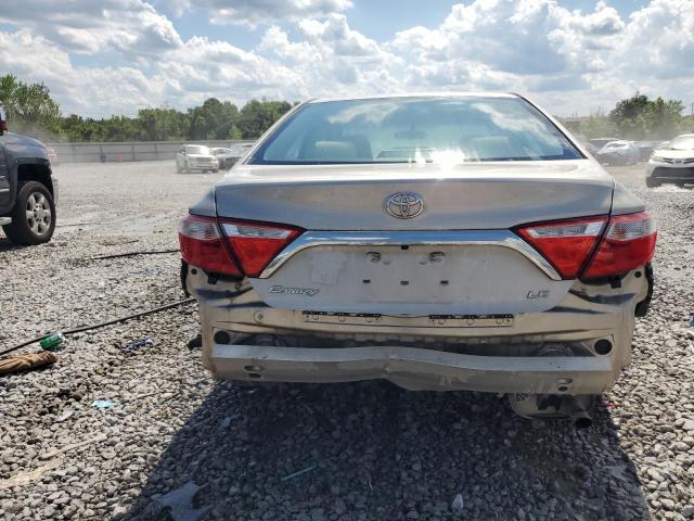 4T1BF1FKXGU144515 - 2016 TOYOTA CAMRY LE 金色 照片 6