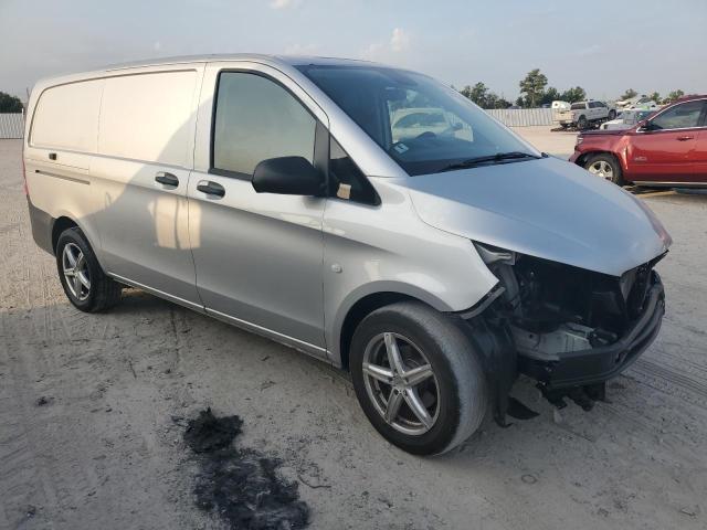 WD3PG2EA8L3652949 - 2020 MERCEDES-BENZ METRIS SILVER photo 4