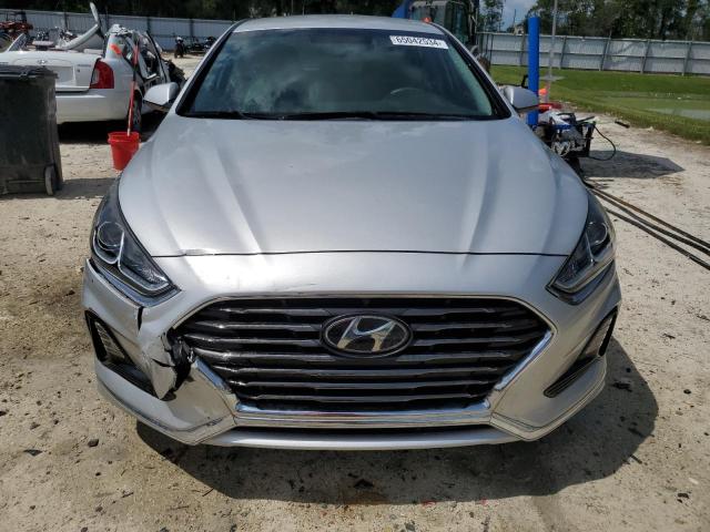 5NPE24AF7KH779641 - 2019 HYUNDAI SONATA SE SILVER photo 5