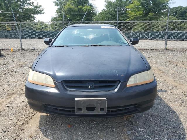 1HGCG3168YA009680 - 2000 HONDA ACCORD LX BLACK photo 5