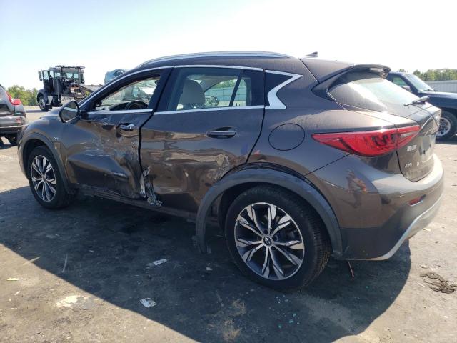 SJKCH5CR3HA019125 - 2017 INFINITI QX30 BASE 棕色 照片 2