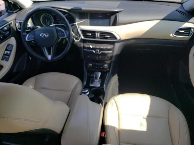 SJKCH5CR3HA019125 - 2017 INFINITI QX30 BASE 棕色 照片 8