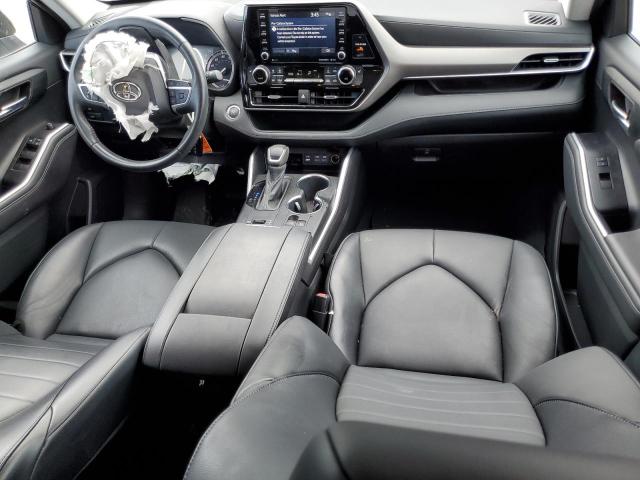 5TDGZRAH2NS102952 - 2022 TOYOTA HIGHLANDER XLE BLUE photo 8