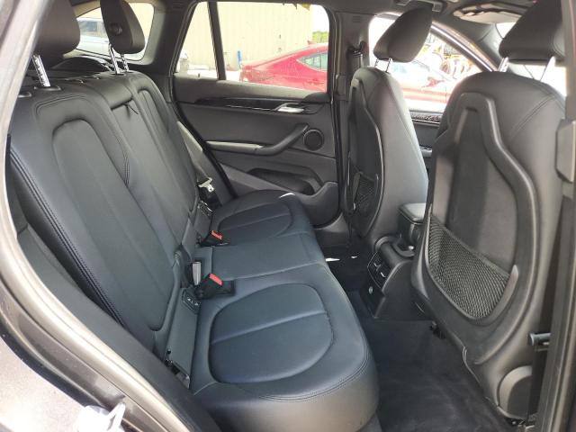 WBXHT3C37H5F84905 - 2017 BMW X1 XDRIVE28I GRAY photo 11