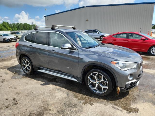 WBXHT3C37H5F84905 - 2017 BMW X1 XDRIVE28I GRAY photo 4