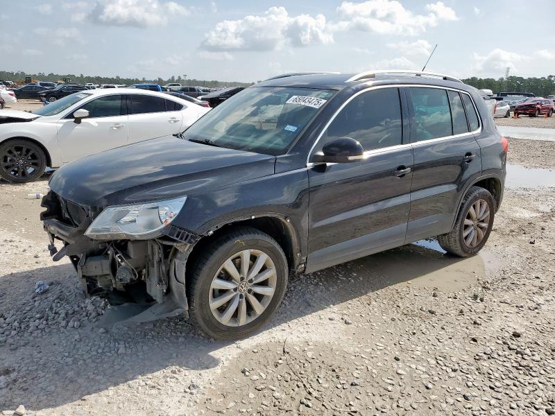 2011 VOLKSWAGEN TIGUAN S, 