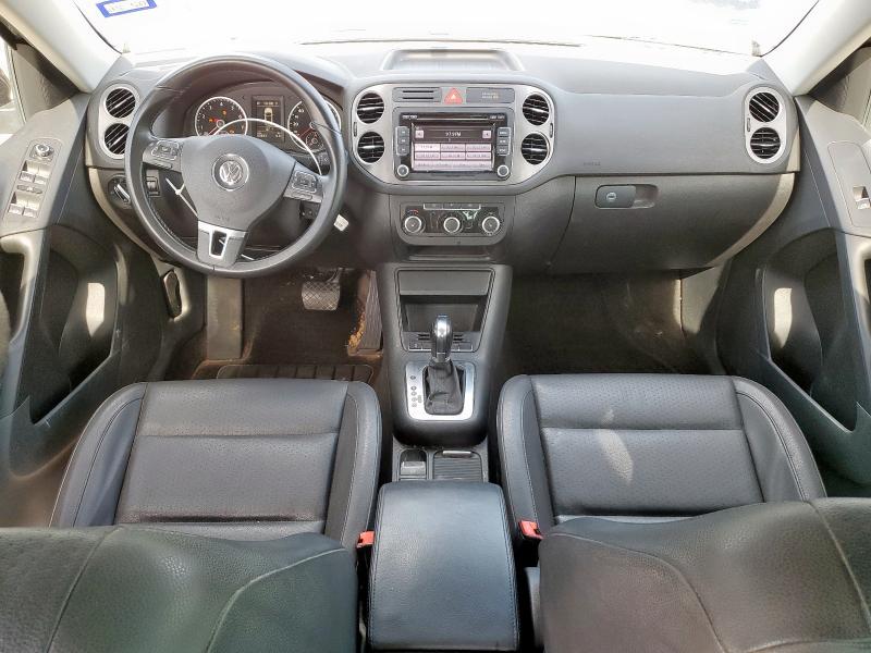WVGAV7AX8BW538256 - 2011 VOLKSWAGEN TIGUAN S Siyah fotoğraf 8