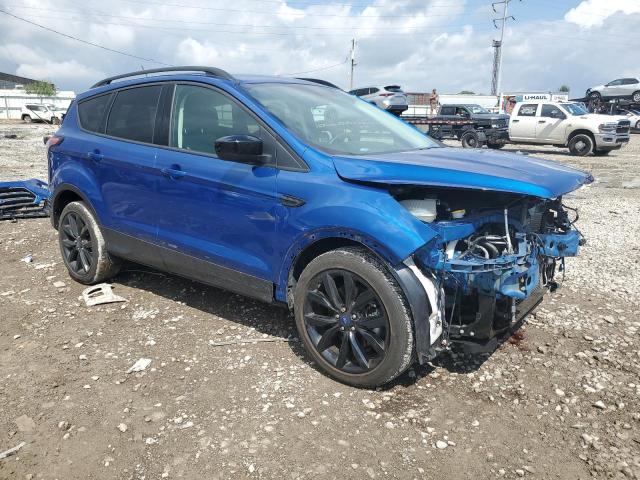 1FMCU9GD6JUA95670 - 2018 FORD ESCAPE SE BLUE photo 4