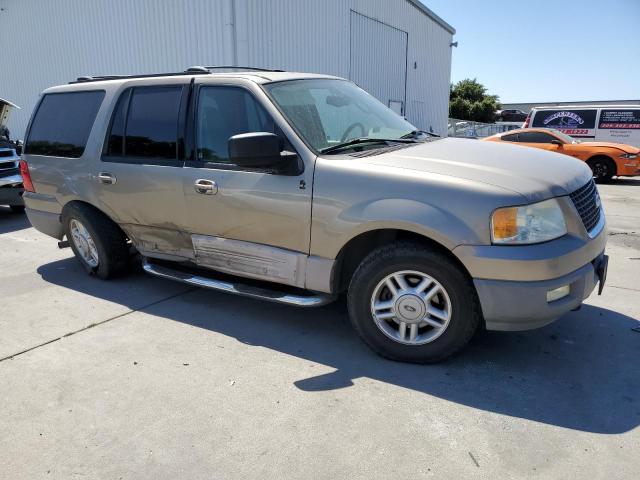 1FMFU16W53LC13315 - 2003 FORD EXPEDITION XLT TAN photo 4