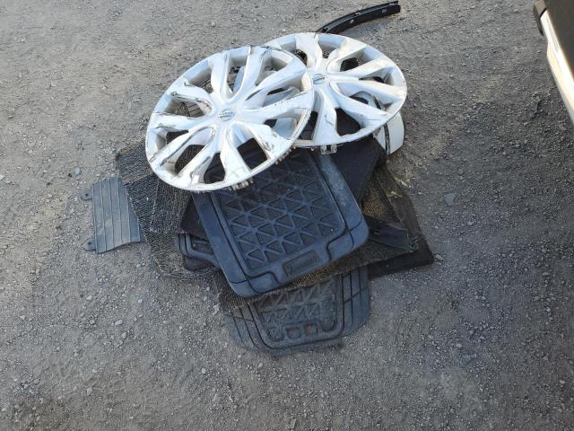 5N1AT2MT6JC813253 - 2018 NISSAN ROGUE S WHITE photo 13