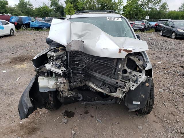 1FMYU03ZX6KA37616 - 2006 FORD ESCAPE XLT SILVER photo 5