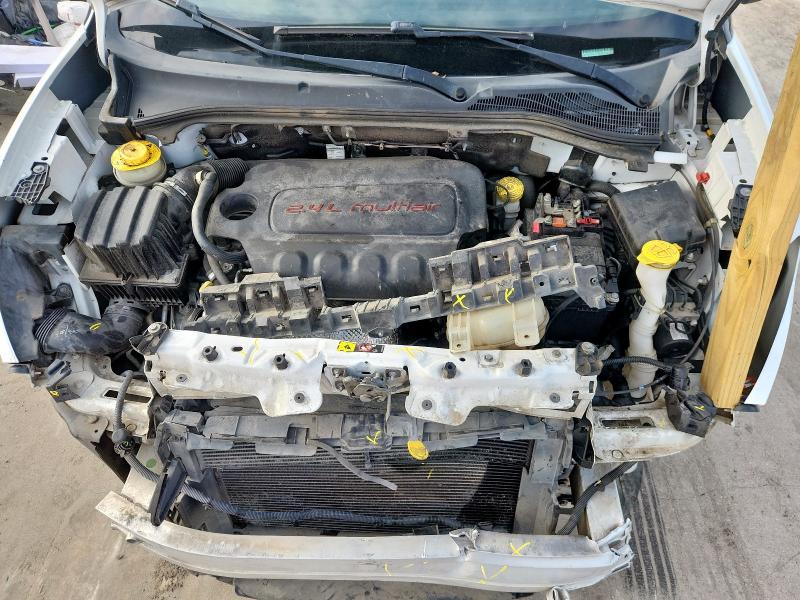 ZFBERFAT0F6978224 - 2015 RAM PROMASTER WHITE photo 12