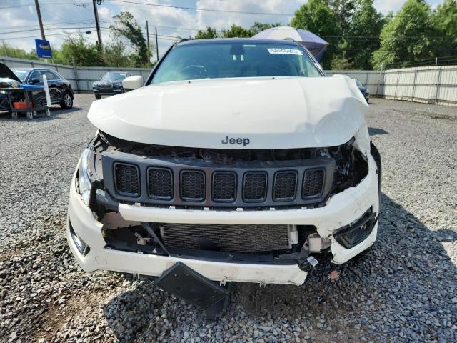3C4NJDBB6LT149903 - 2020 JEEP COMPASS LATITUDE WHITE photo 5