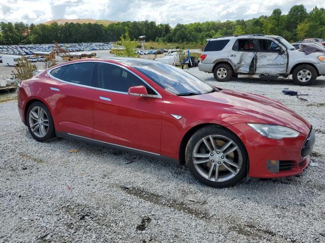 5YJSA1E20GF124013 - 2016 TESLA MODEL S أحمر صورة 4
