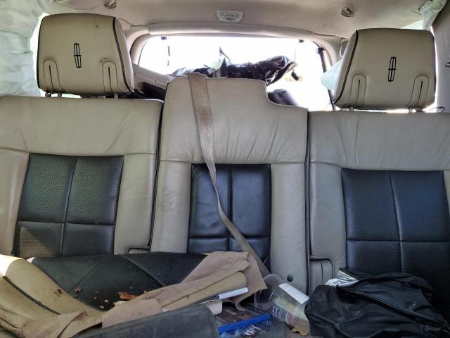 5LMFU27578LJ08887 - 2008 LINCOLN NAVIGATOR SILVER photo 10