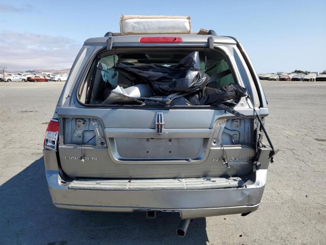 5LMFU27578LJ08887 - 2008 LINCOLN NAVIGATOR SILVER photo 6