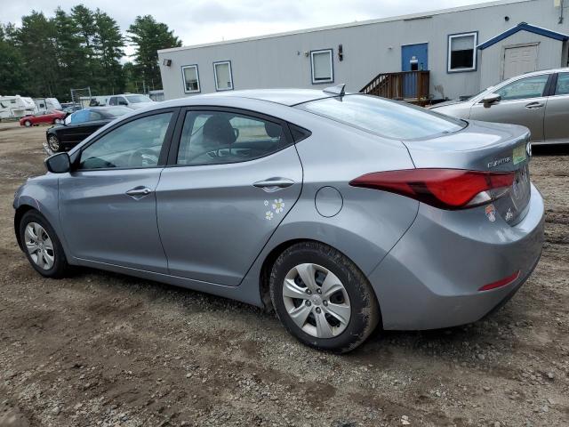 5NPDH4AE4GH781954 - 2016 HYUNDAI ELANTRA SE SILVER photo 2